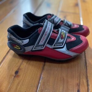 Spinning (Cycling) Shoes with SPD cleats